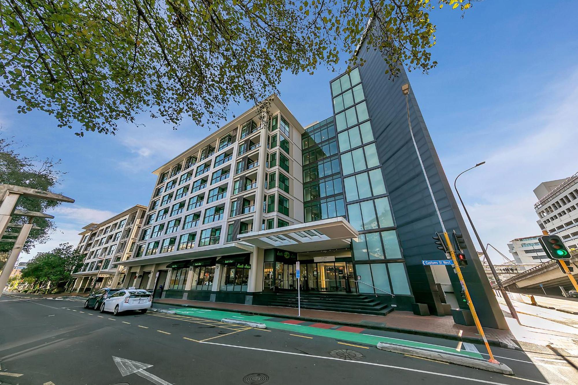 Luxurious & Spacious Living With Breathtaking Views โอ๊คแลนด์ ภายนอก รูปภาพ