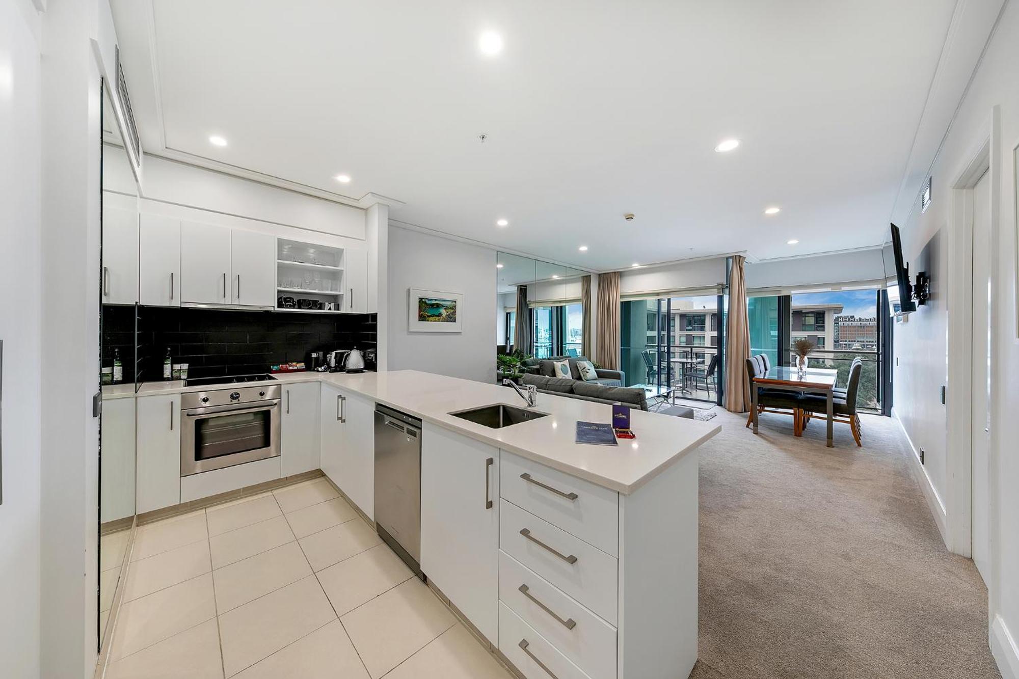 Luxurious & Spacious Living With Breathtaking Views โอ๊คแลนด์ ภายนอก รูปภาพ